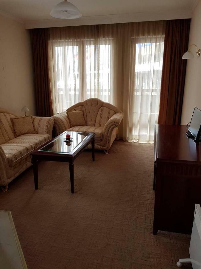 Apartment In Downtown Complex בנסקו מראה חיצוני תמונה